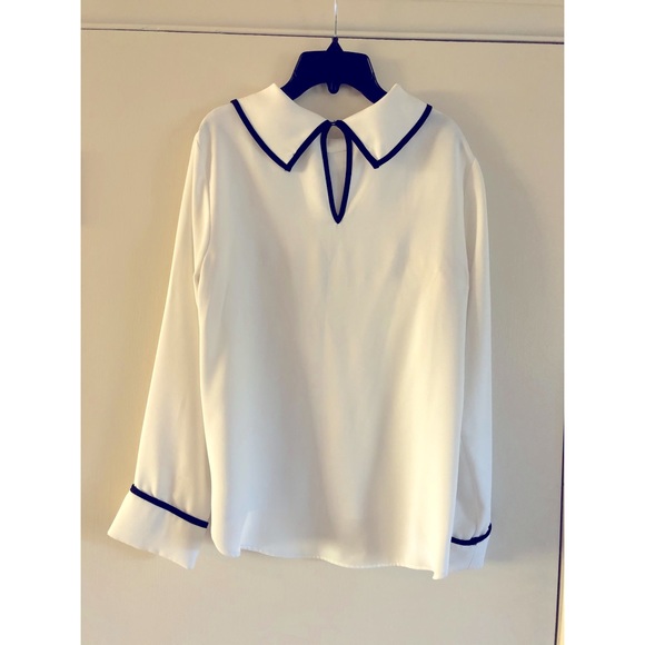 Classic blouse - Picture 3 of 3